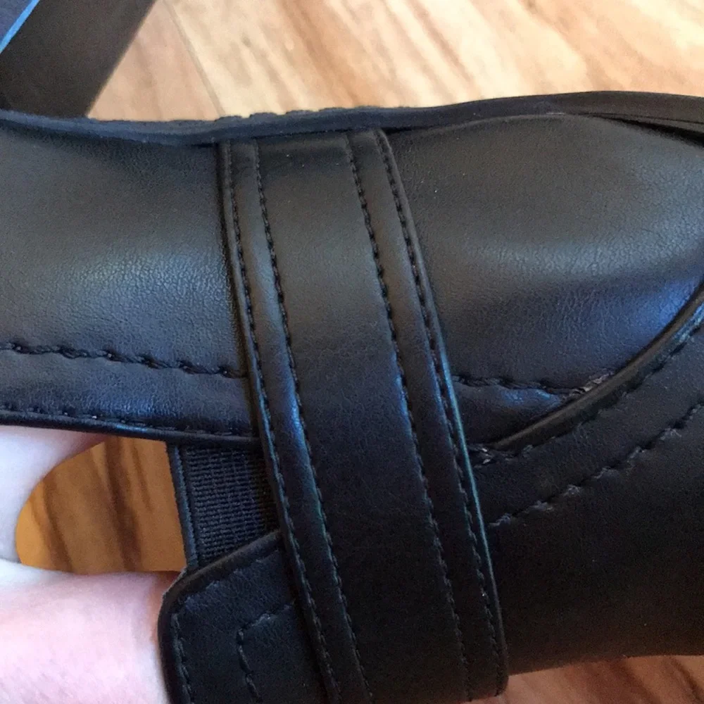 Life Stride Soft Systems black slip on buckle vegan 2.5” heel shootie shoes EUC